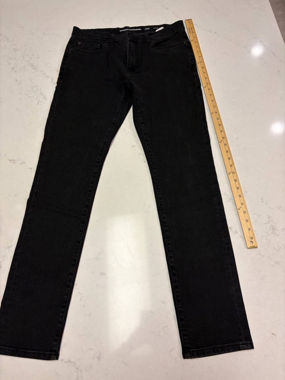 A-011 Amazon Essentials Men's Black Slim Straight Jeans